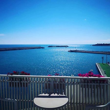 B&B La Baia Sea Rooms Бишелье Экстерьер фото