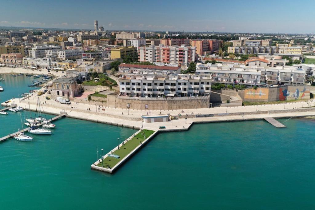 B&B La Baia Sea Rooms Бишелье Экстерьер фото